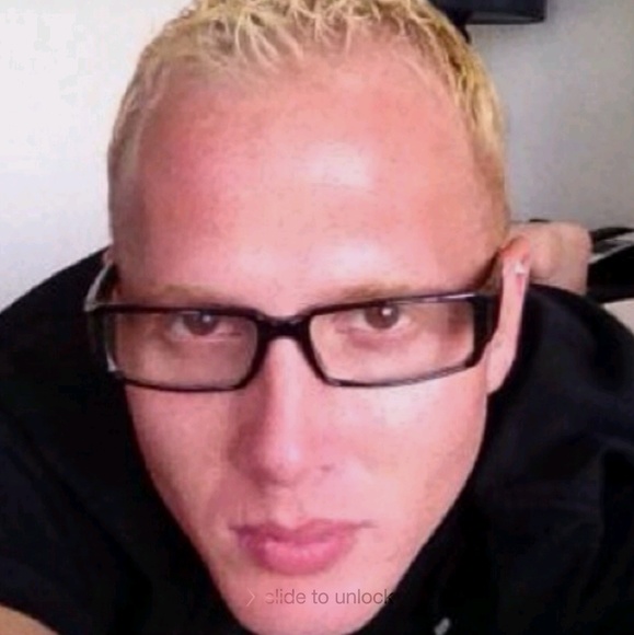 Meet your Posher, Brad - Picture 1 of 1